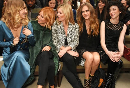 front-row-at-the-burberry-womenswear-s_s16-sho_006