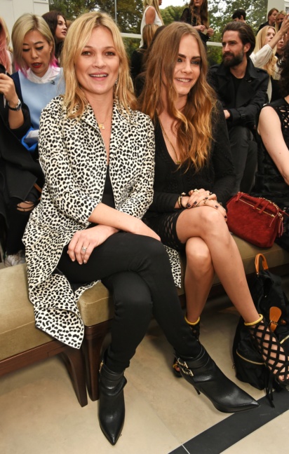 front-row-at-the-burberry-womenswear-s_s16-sho_008