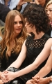 cara-delevingne-and-annie-clark-on-the-front-row-at-the-burberry-womenswear-s_s16-show