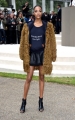 jourdan-dunn-wearing-burberry-at-the-burberry-womenswear-s_s16-sho_002