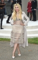 paloma-faith-wearing-burberry-at-the-burberry-womenswear-s_s16-sho_002