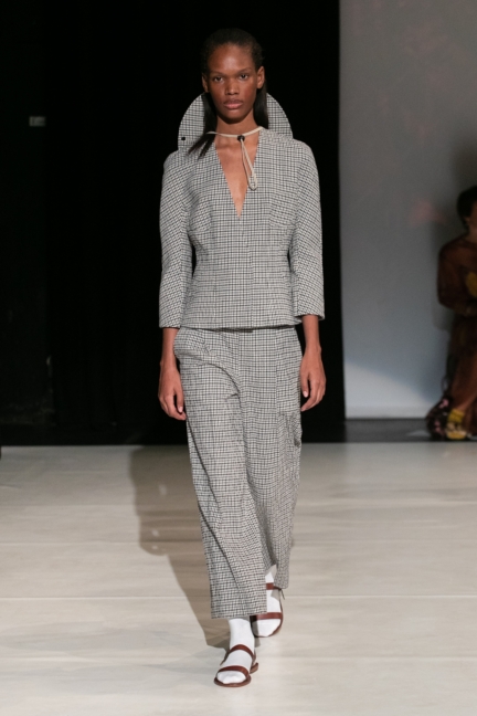 chalayan-rtw-ss20-london-10_0