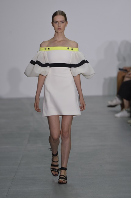 look-32