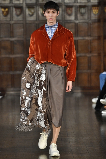 edward-crutchley-aw18-credit-helle-moos-15
