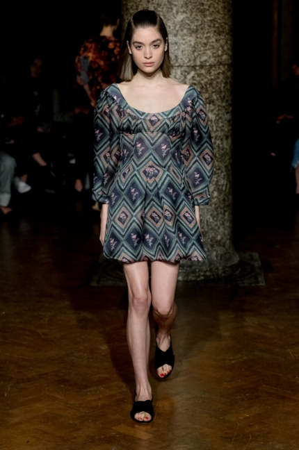 emilia-wickstead-london-fashion-week-autumn-winter-17-14