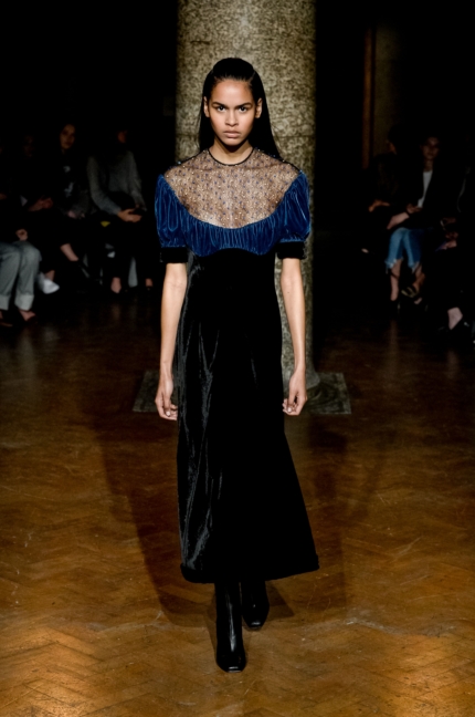 emilia-wickstead-london-fashion-week-autumn-winter-17-20