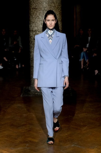 emilia-wickstead-london-fashion-week-autumn-winter-17-7