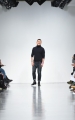 eudon-choi-aw17-look-34