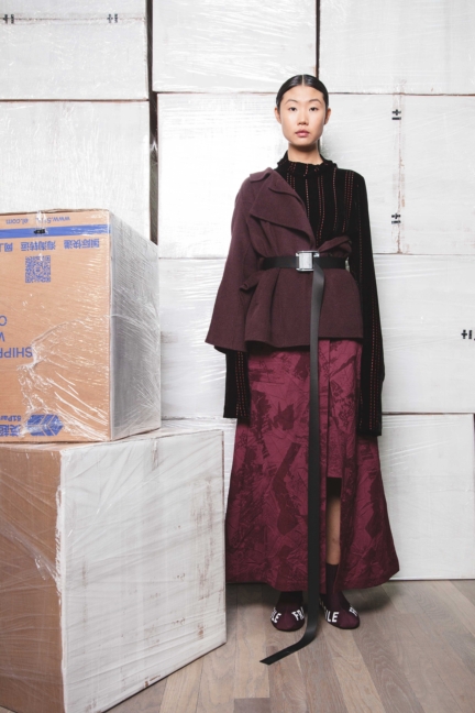 haizhen-wang-london-fashion-week-autumn-winter-17-20