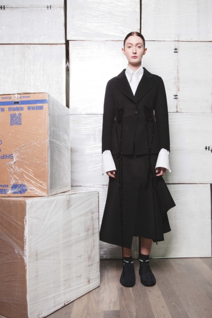 haizhen-wang-london-fashion-week-autumn-winter-17-8