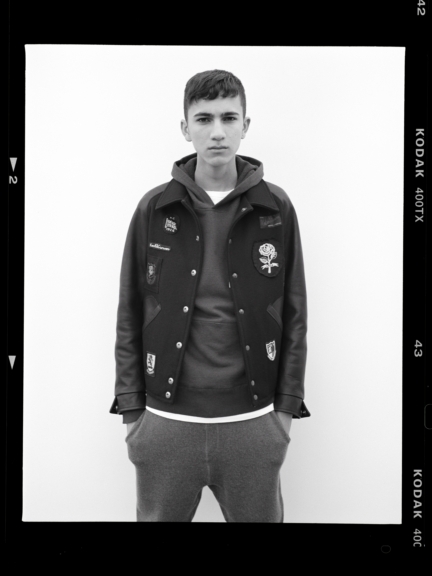 po11376_frame2_kesh