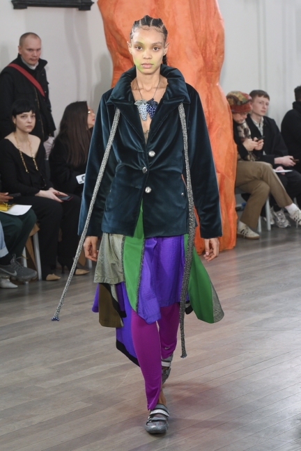 kiko-kostadinov-aw19-womenswear-look-21