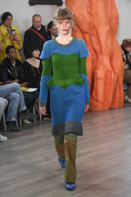 kiko-kostadinov-aw19-womenswear-look-3