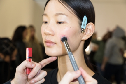 markus-lupfer-aw19-make-up-3j7a4426