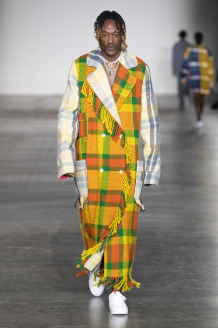 bethany_williams_aw20-0023