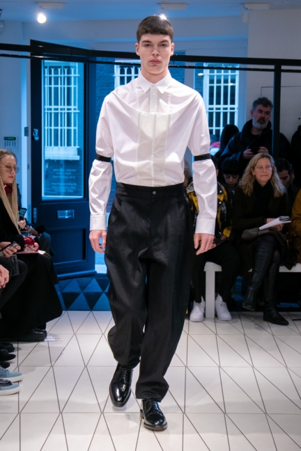 look16