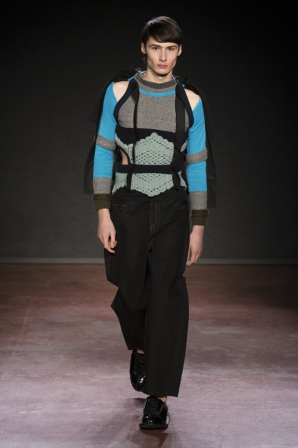 craig-green-aw18-runway-hd-look-17