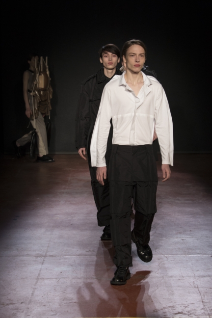 craig-green-aw18-runway-hd-look-31
