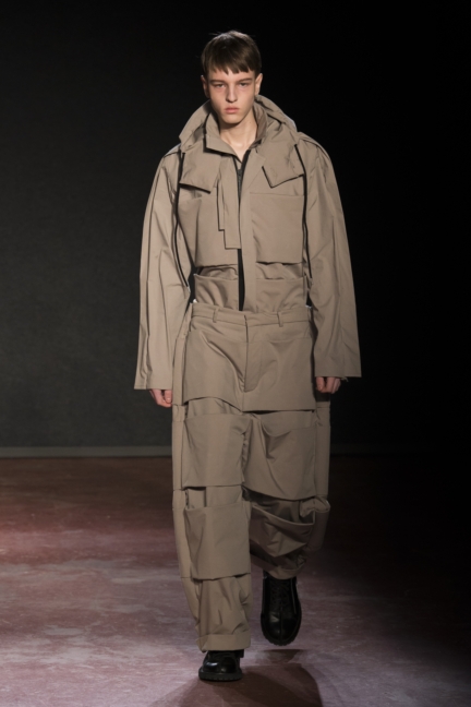 craig-green-aw18-runway-hd-look-5