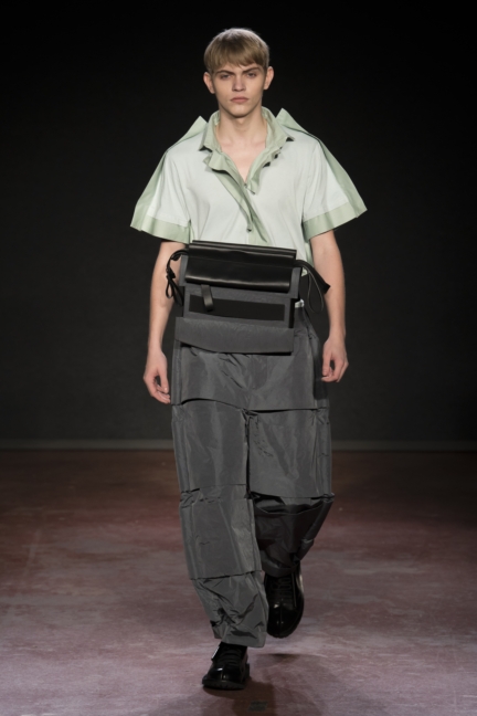 craig-green-aw18-runway-hd-look-8