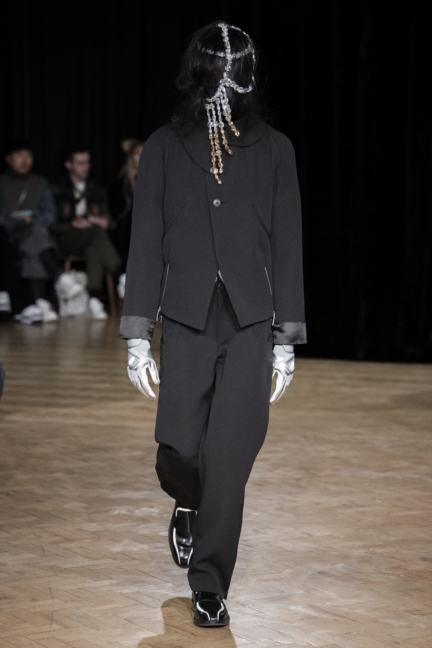 kiko-kostadinov-aw19-look-28