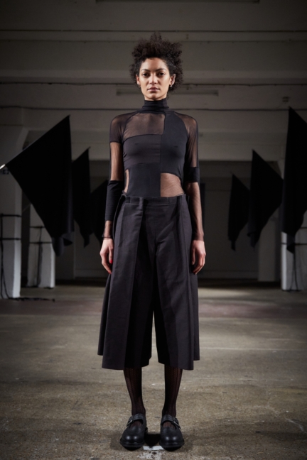 phoebeenglish_011