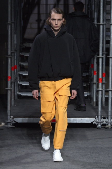 look-33