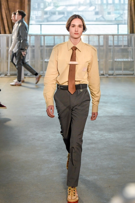 look0015