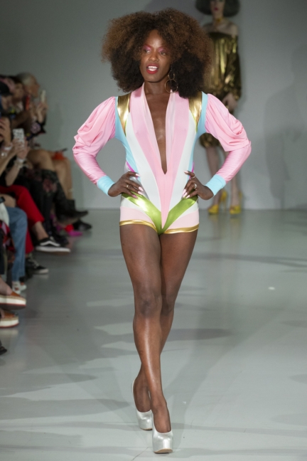 pam_hogg_ss20_72dpi_023