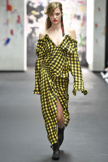 look-10