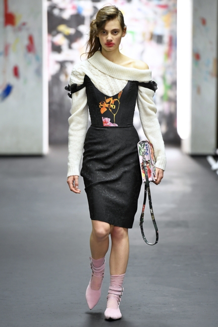 look-13