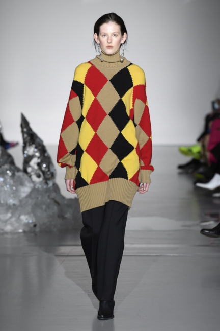 pringle-of-scotland_aw19_look-15