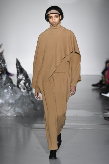 pringle-of-scotland_aw19_look-16