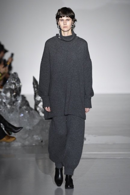 pringle-of-scotland_aw19_look-3