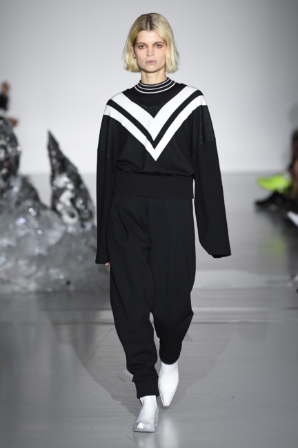 pringle-of-scotland_aw19_look-7