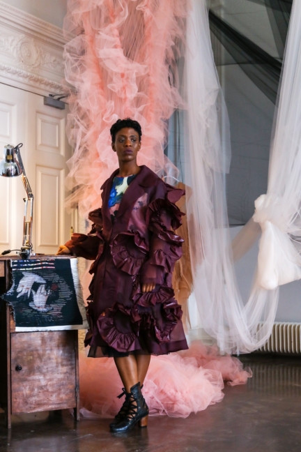 roberts-_-wood-aw19-presentation-image_04