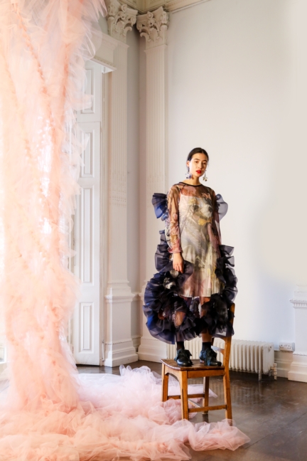 roberts-_-wood-aw19-presentation-image_10