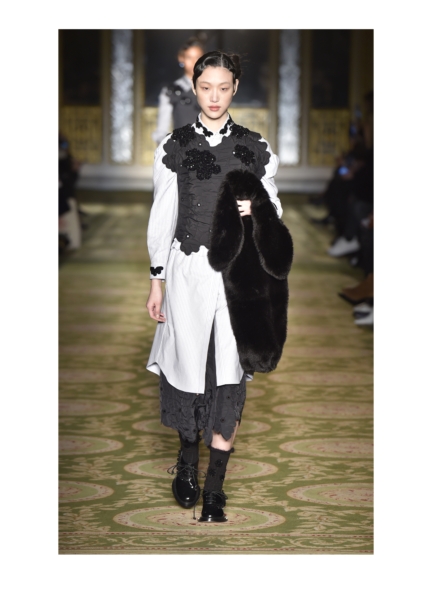 simone-rocha-london-fashion-week-autumn-winter-17-12