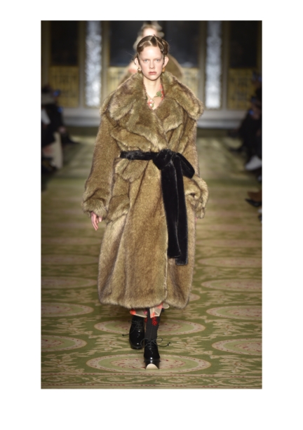 simone-rocha-london-fashion-week-autumn-winter-17-19