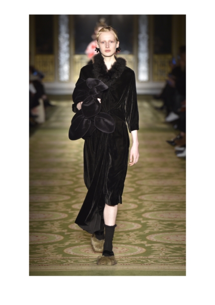 simone-rocha-london-fashion-week-autumn-winter-17-21