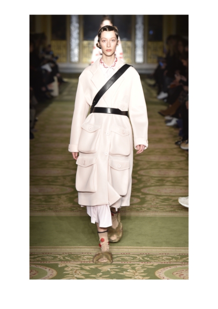simone-rocha-london-fashion-week-autumn-winter-17-23