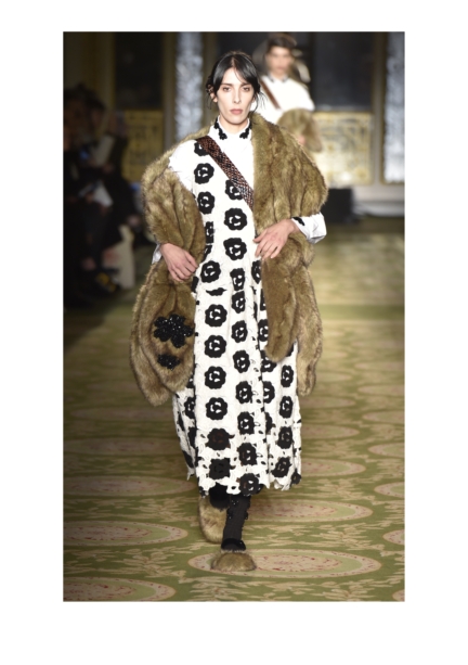simone-rocha-london-fashion-week-autumn-winter-17-40
