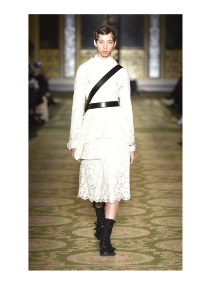 simone-rocha-london-fashion-week-autumn-winter-17-42