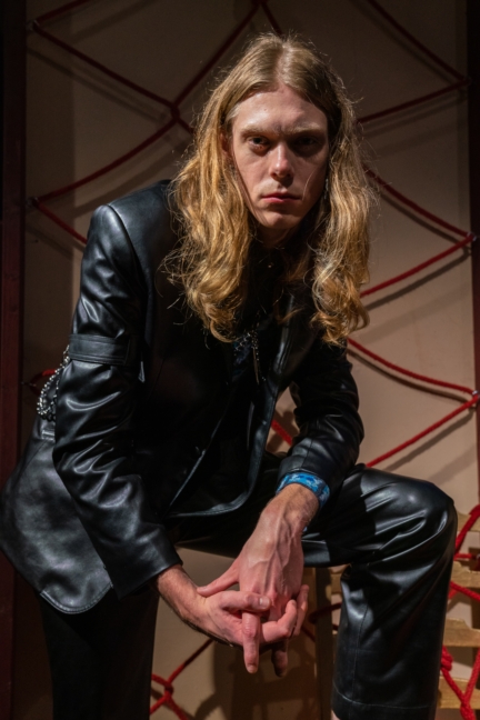 37_1x1-studio-aw20_haydon-perrior_high-res