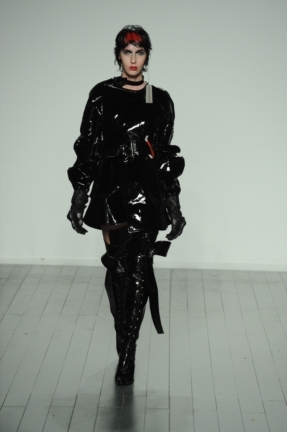 look-61-on_off-colin-horgan