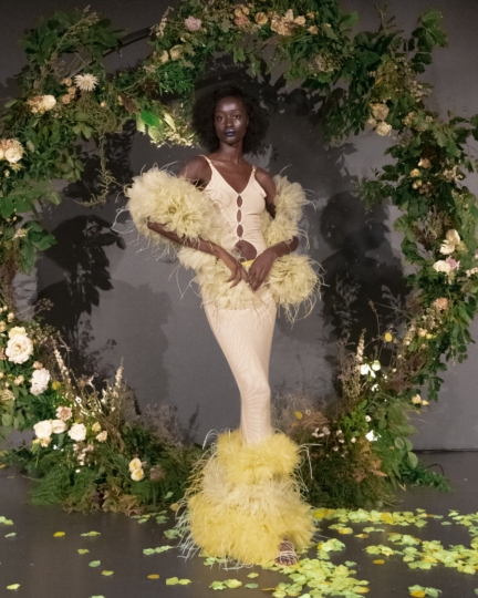 poster-girl-ss20-look-11