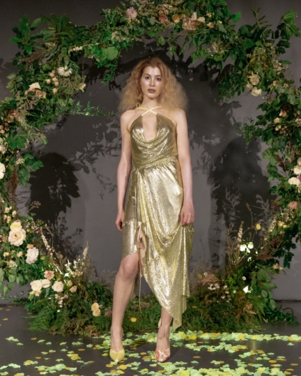 poster-girl-ss20-look-16