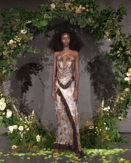 poster-girl-ss20-look-22