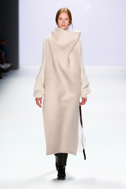 ss-2016_fashion-week-berlin_de_annelie-schubert_57788