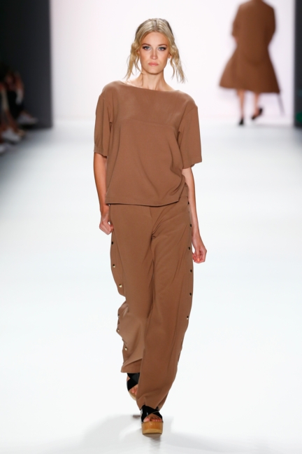 ss-2016_fashion-week-berlin_de_barre-noire_57828